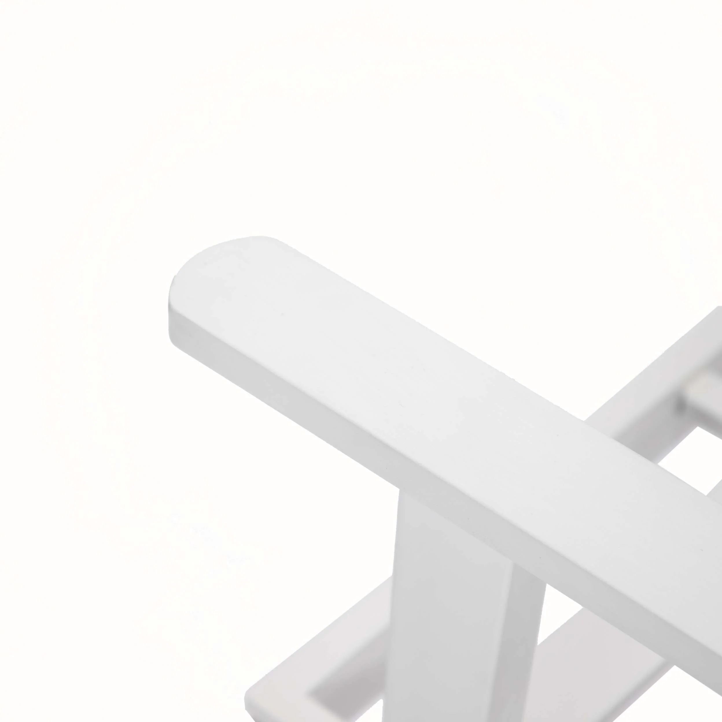 LeisureMod Walbrooke Modern White Patio Conversation With Round Fire Pit & Tank Holder - Image 111