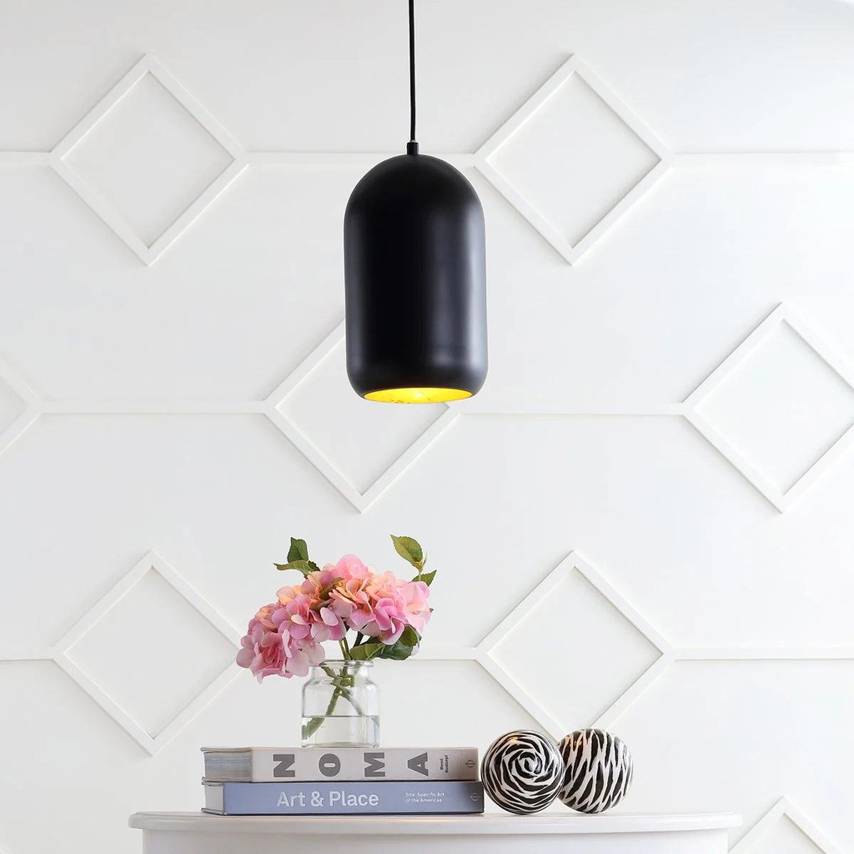 Safavieh Carisir Pendant - Painted Black