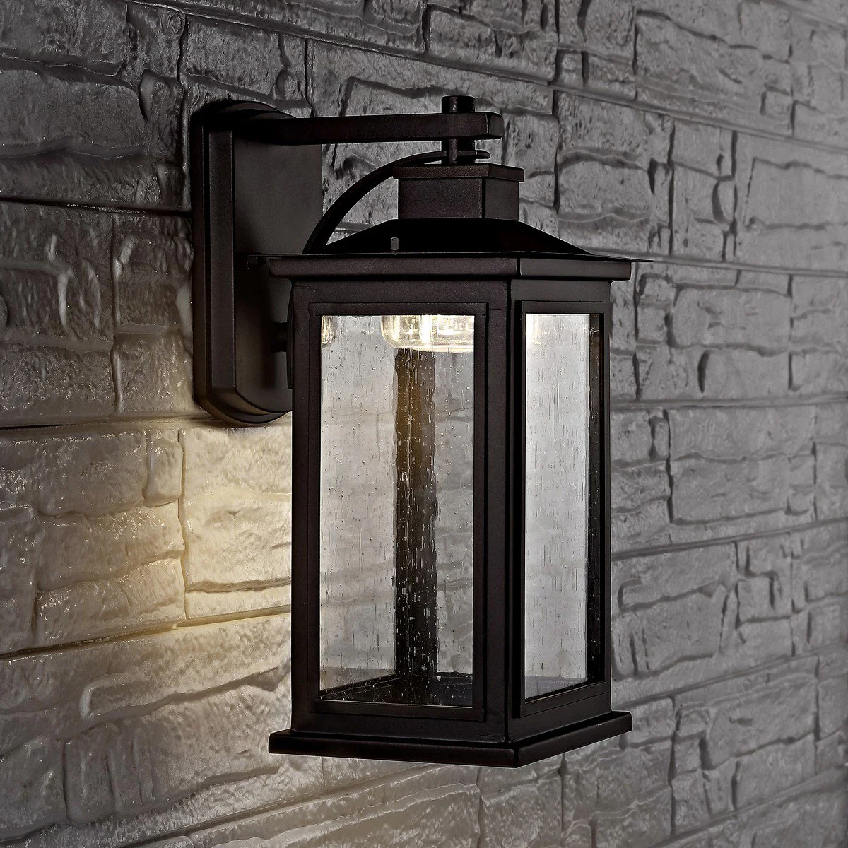 Safavieh Taylen Outdoor Wall Lantern - Oil Rubbed Bronze (Black)
