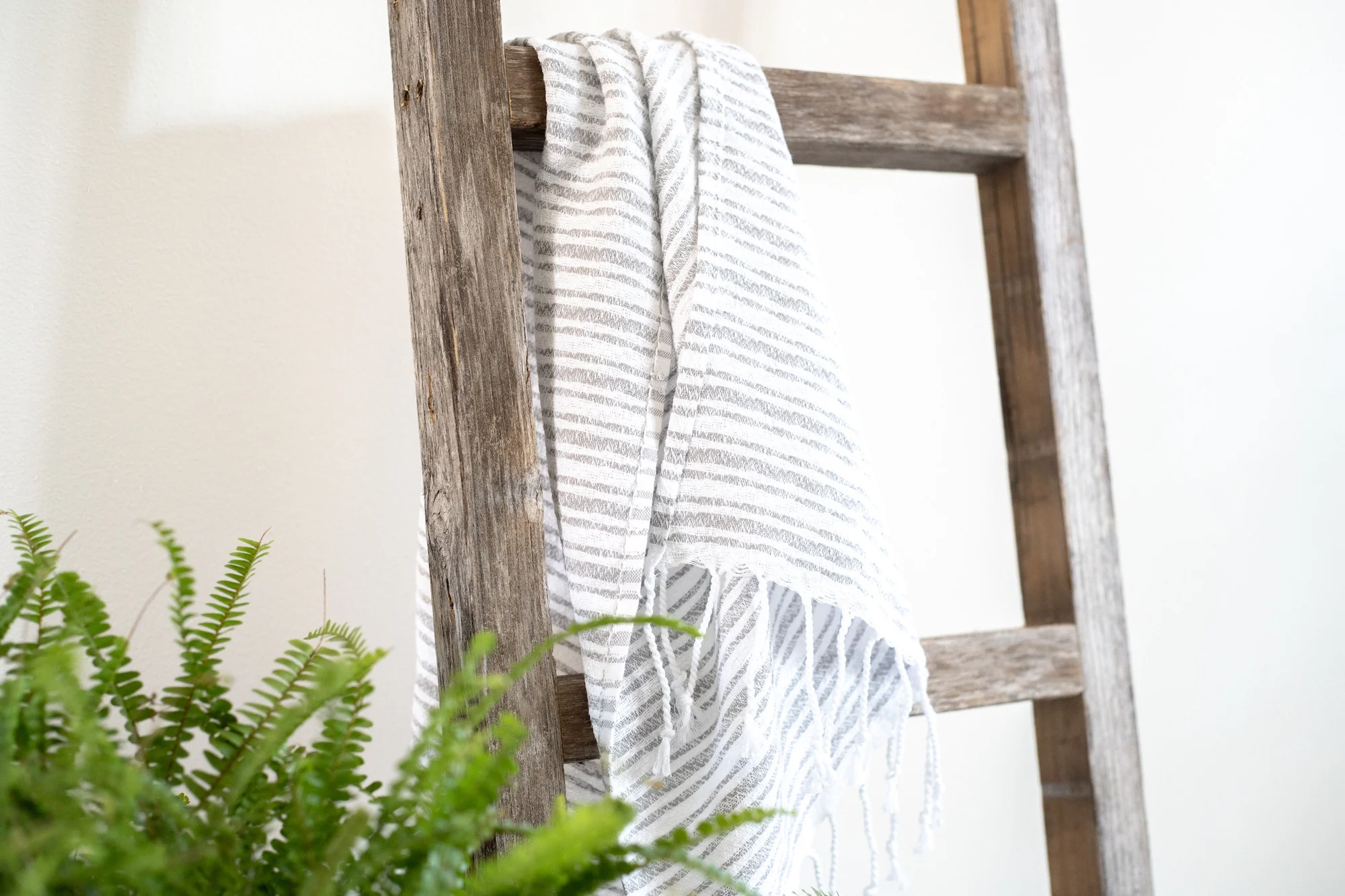 Six Step Rustic Weathered Grey Wood Ladder Shelf By Homeroots - Image 5